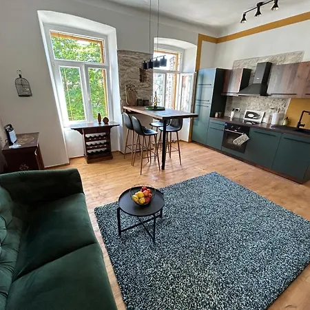 Piazza Delle Erbe * Pola