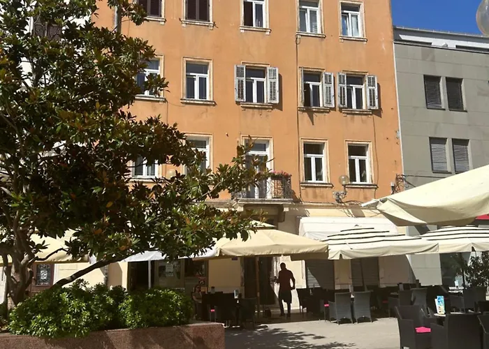 Piazza Delle Erbe